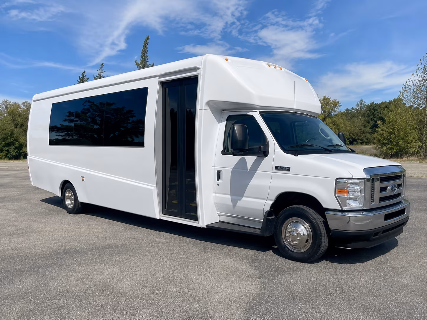 Provo Birthday, Sweet 16, & Quinceañera Transportation party bus exterior