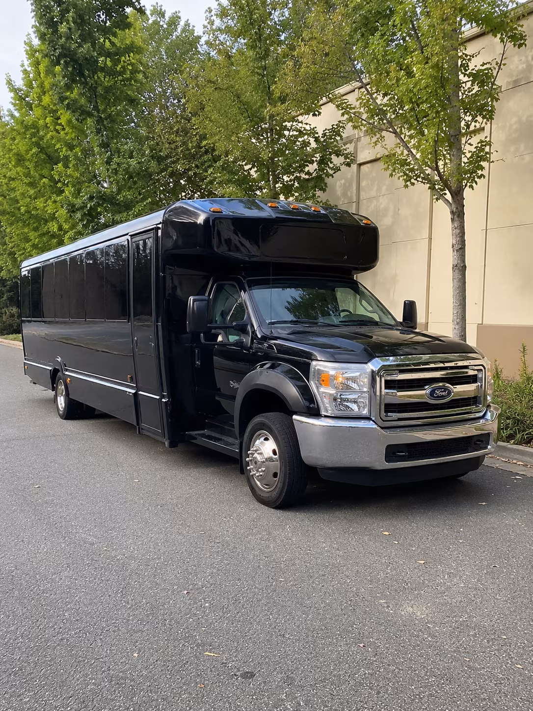 Provo Birthday, Sweet 16, & Quinceañera Transportation party bus exterior
